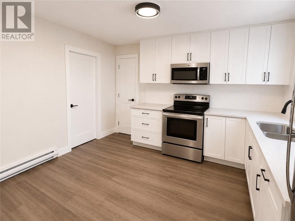 5 Bedroom Apartment – 508 Kathleen St, Unit 1